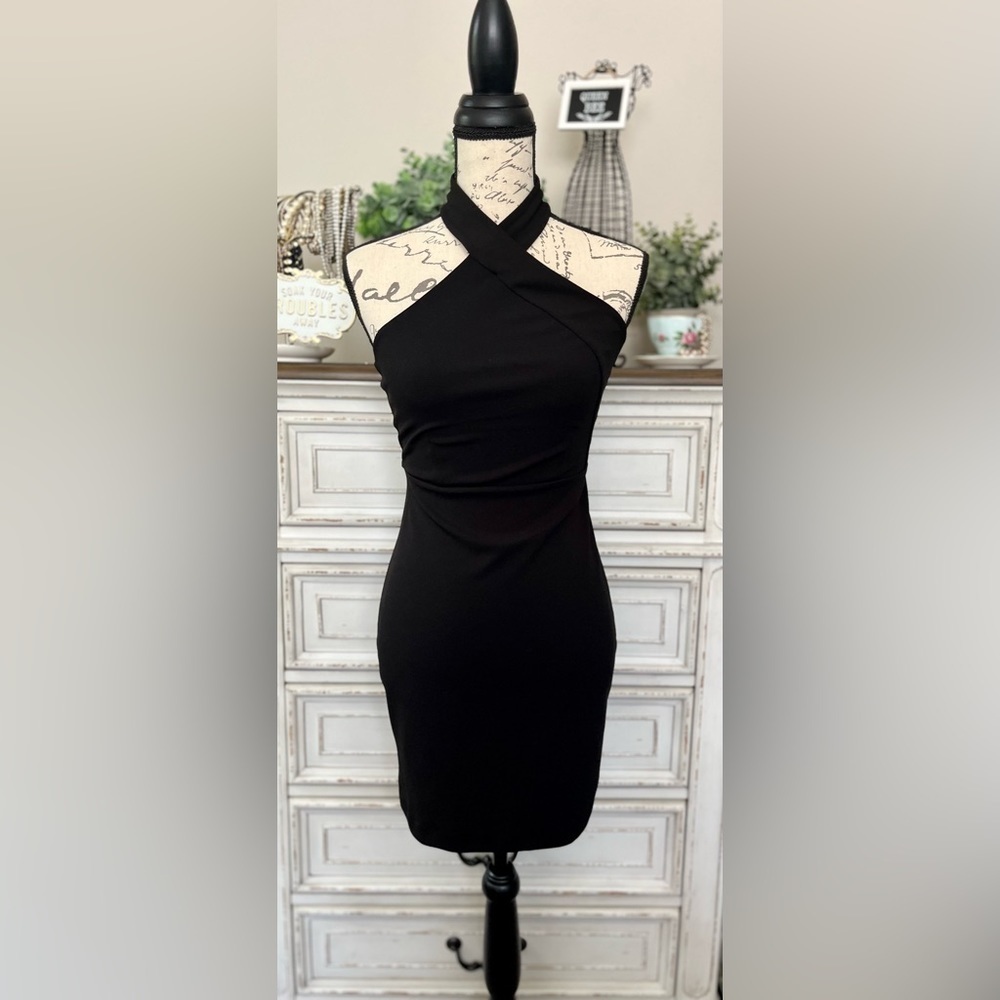 🖤 BEAUTIFUL little black dress, size 2 - see video